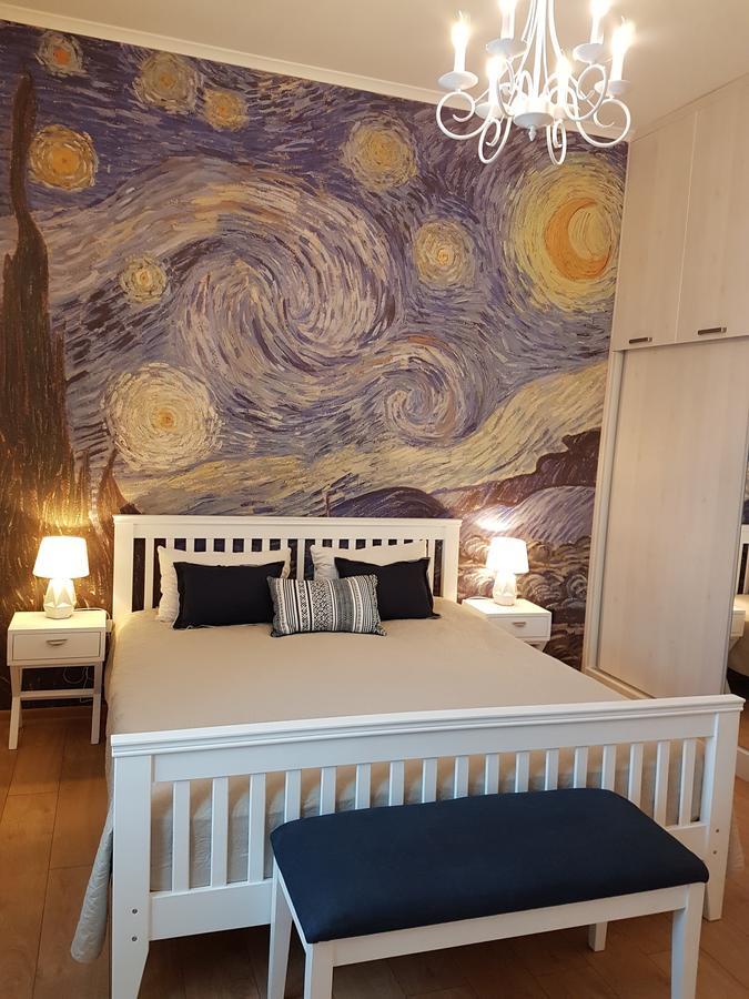 The Starry Night Apartment バトゥーミ エクステリア 写真