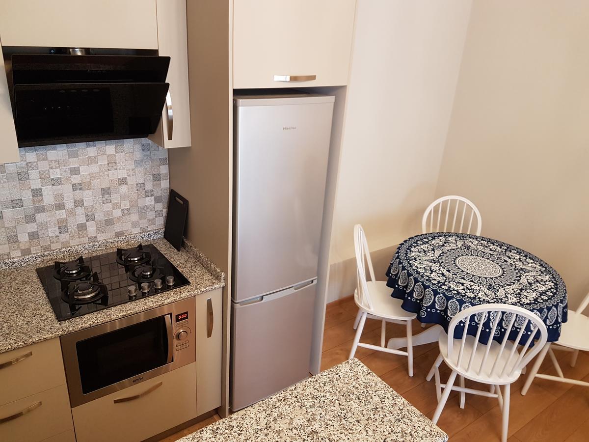 The Starry Night Apartment バトゥーミ エクステリア 写真